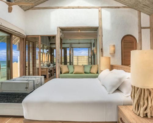 14570_Soneva-Fushi-1-Bedroom-Water-Retreat-with-Slide-1600x900