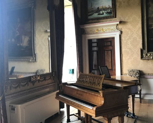 WhatsApp Image 2025-09-27 at 15.42.11 (1) (1)