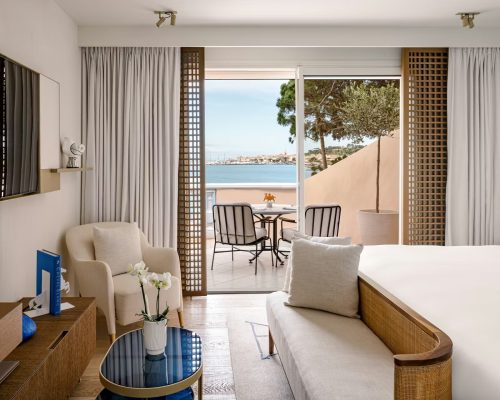 aFqg-nfc4bHWiqqX_ChevalBlancSt-Tropez-Room-SeaSuite202-Mr.Tripper